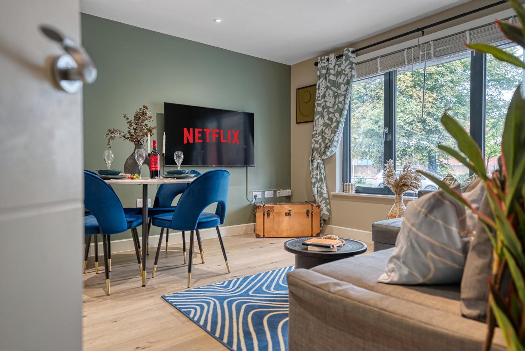 1 Bedroom Ocean Village Luxurious, Stylish & Cosy Apartment, Central Location In Southampton, Sleeps 4 - Summer Special Offer! - By Blue Puffin Stays Exterior foto