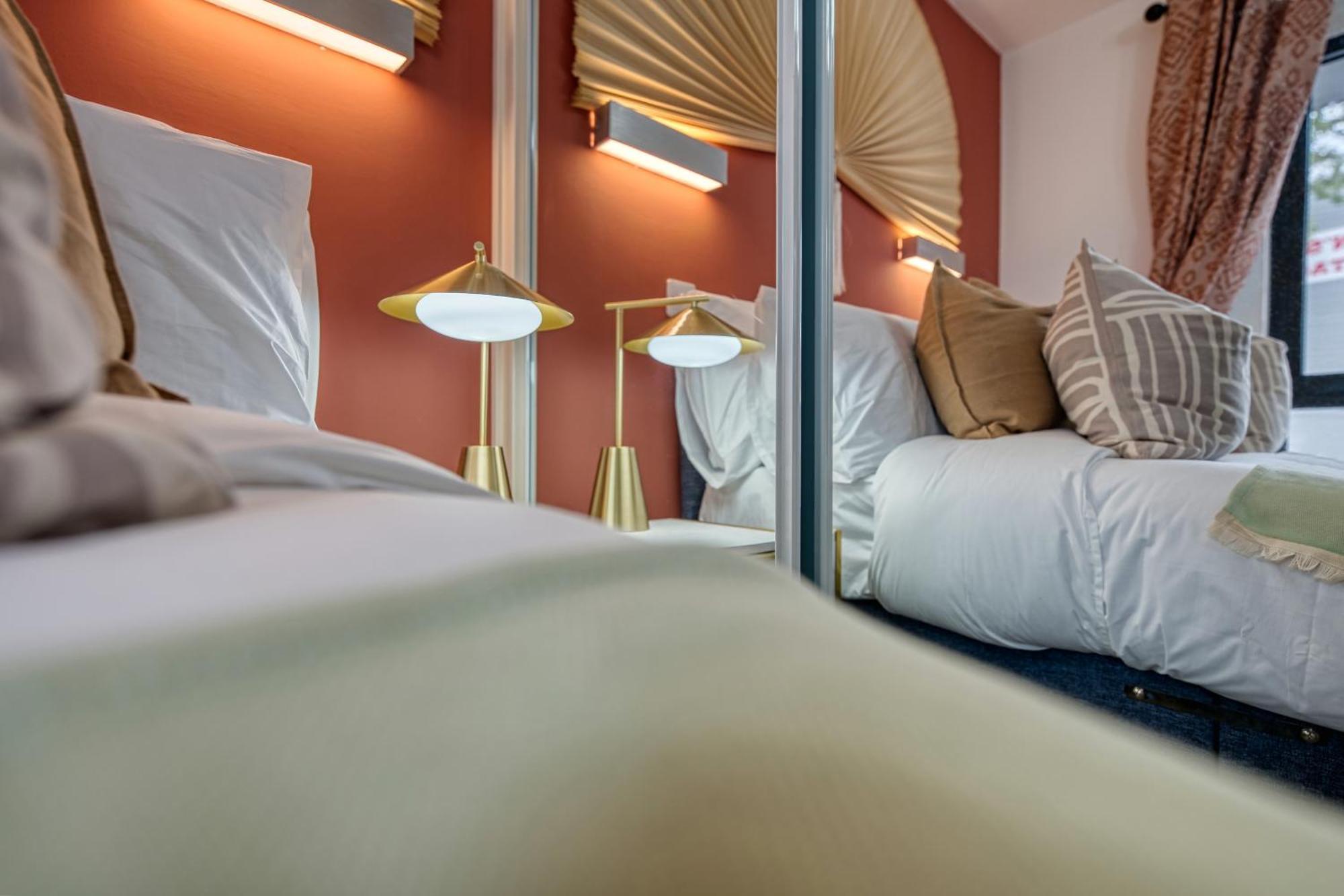1 Bedroom Ocean Village Luxurious, Stylish & Cosy Apartment, Central Location In Southampton, Sleeps 4 - Summer Special Offer! - By Blue Puffin Stays Exterior foto
