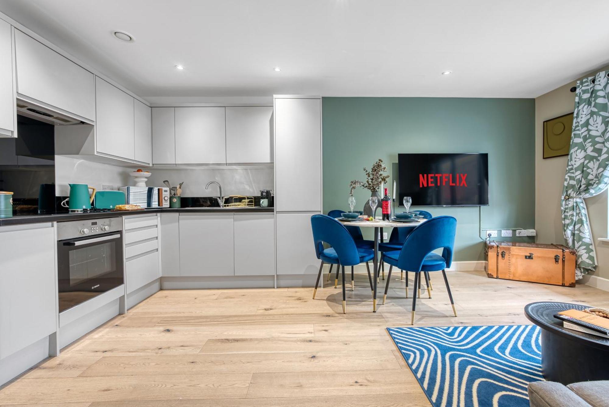 1 Bedroom Ocean Village Luxurious, Stylish & Cosy Apartment, Central Location In Southampton, Sleeps 4 - Summer Special Offer! - By Blue Puffin Stays Exterior foto