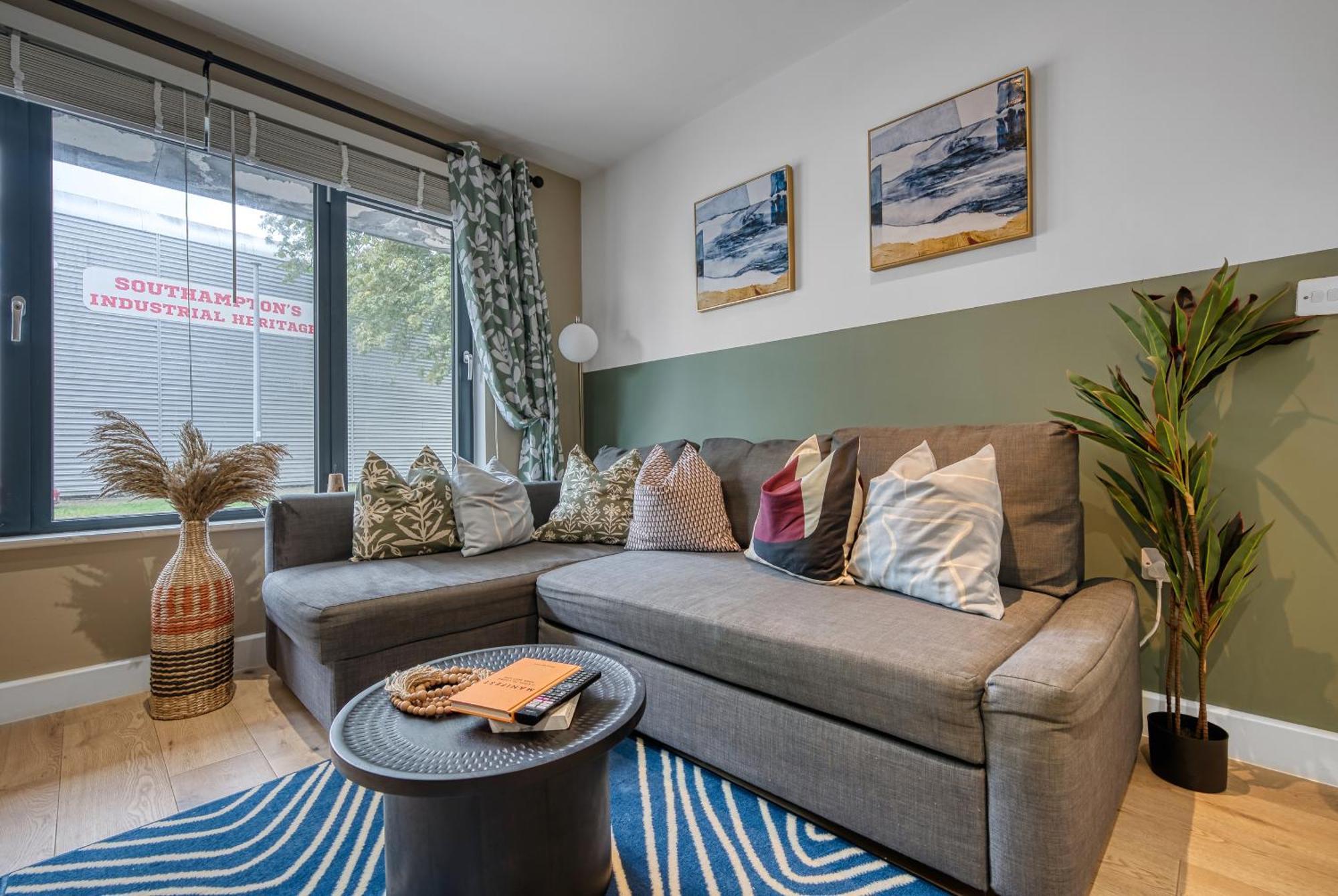 1 Bedroom Ocean Village Luxurious, Stylish & Cosy Apartment, Central Location In Southampton, Sleeps 4 - Summer Special Offer! - By Blue Puffin Stays Exterior foto
